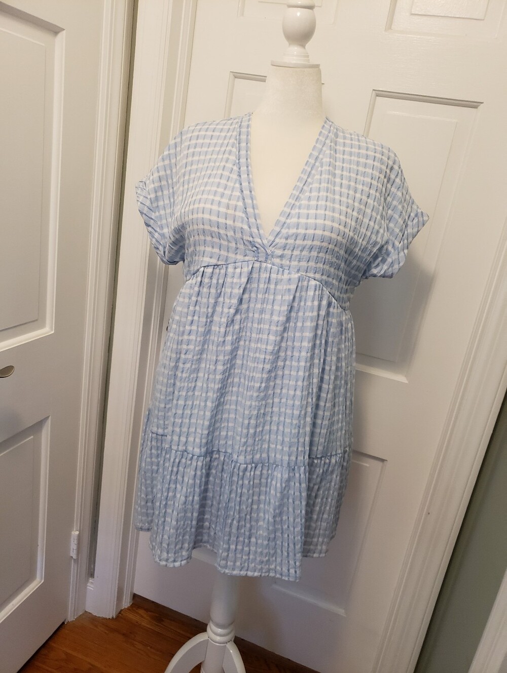 Shein Light Blue & White Fingham Tiered Mini Dress Baby Doll Silhoutte Size Lge.